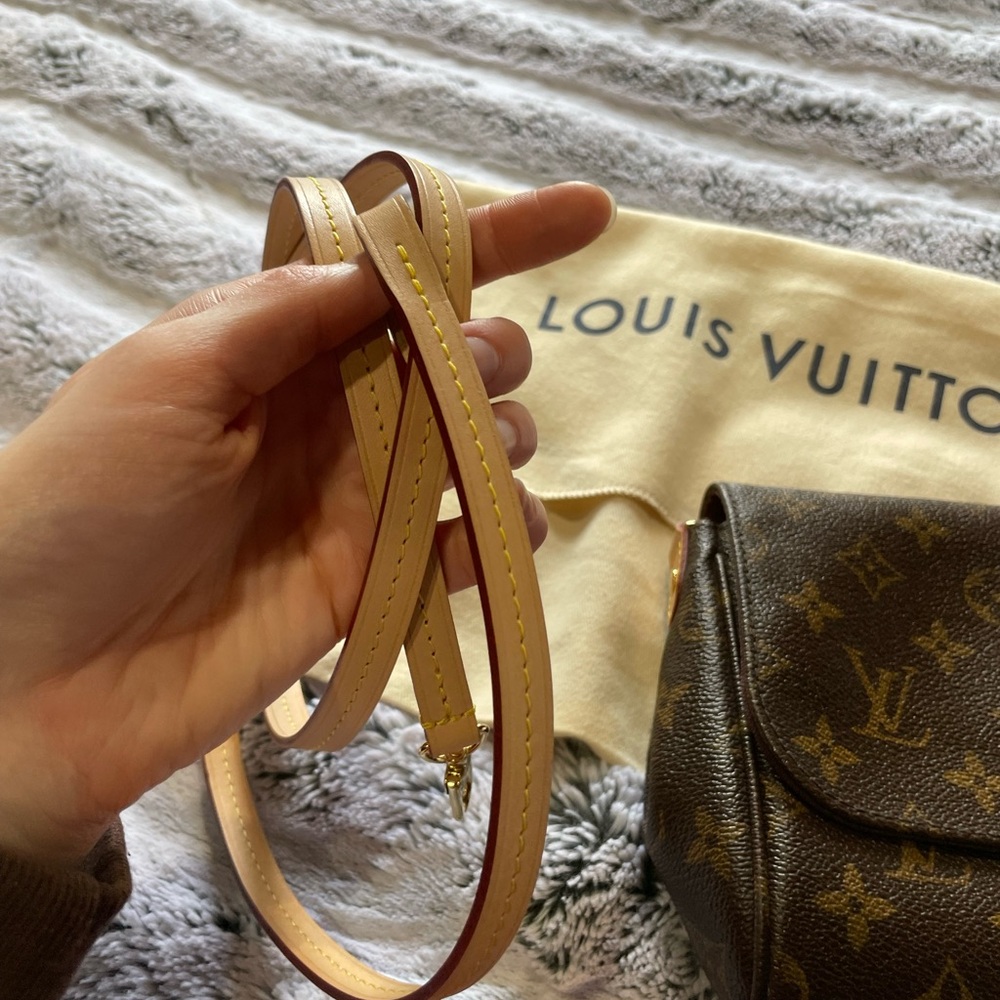 ✨FLASH SALE✨ Authentic Louis Vuitton Monogram Favorite MM - Picture 12 of 17